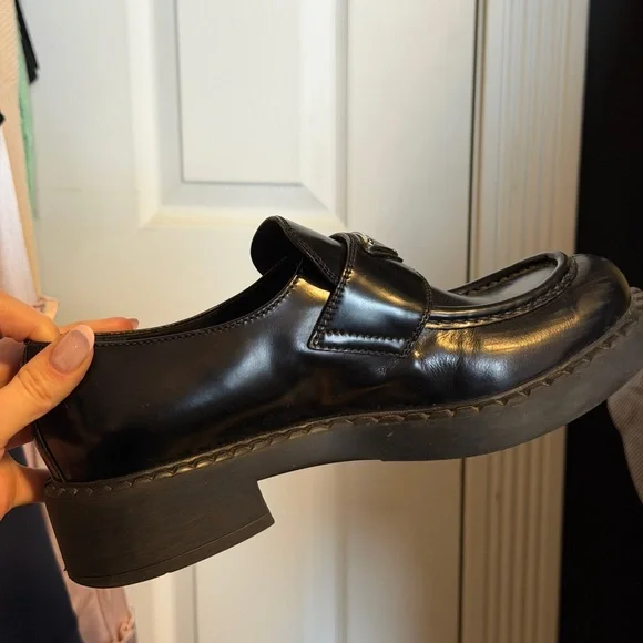 Prada Black Patent Leather women’s Loafers - Picture 9 of 14